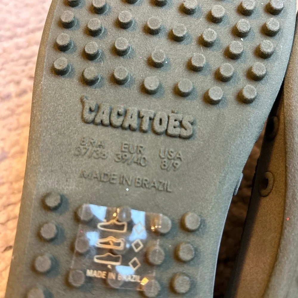 NWOT Cacatoes Men’s Waterproof Rubber Loafers